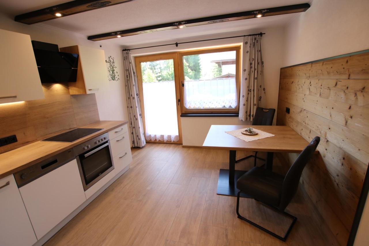 Haus Enzian Apartment *
