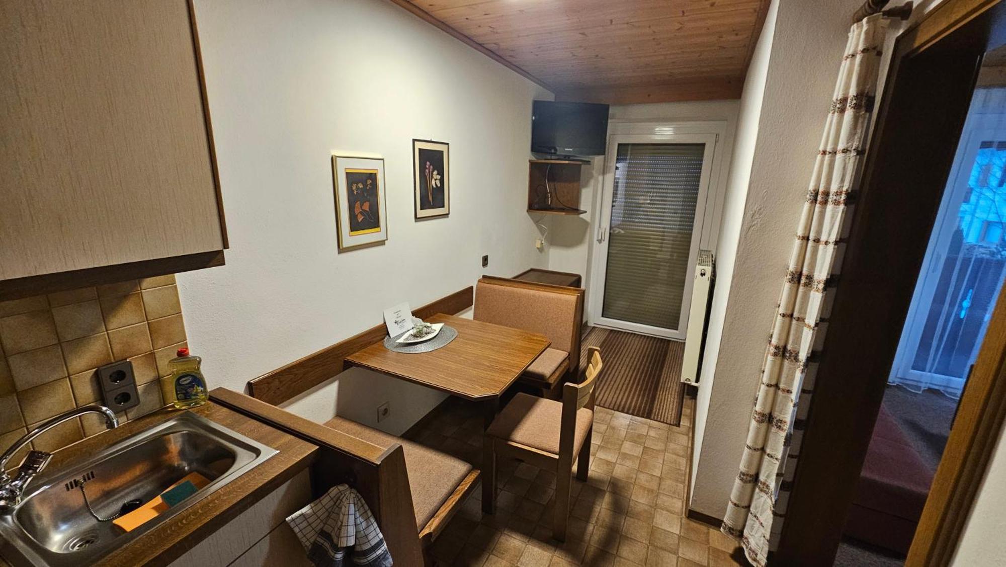 Apartment Haus Enzian *